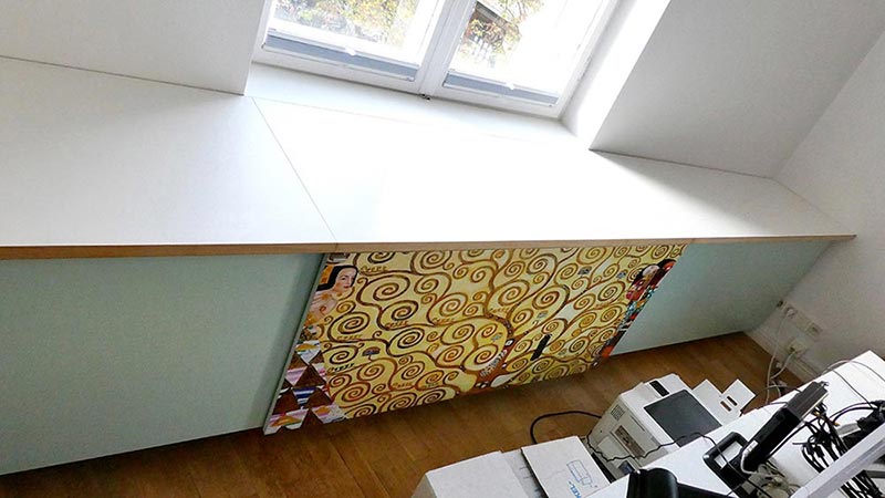 R1 Sideboard R1 Sideboard